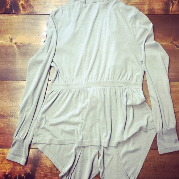 converse - Picture 3 of 3